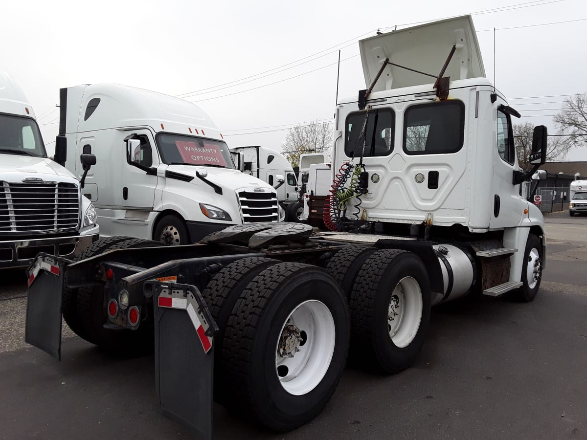 2016 Freightliner/Mercedes CASCADIA 125 652733