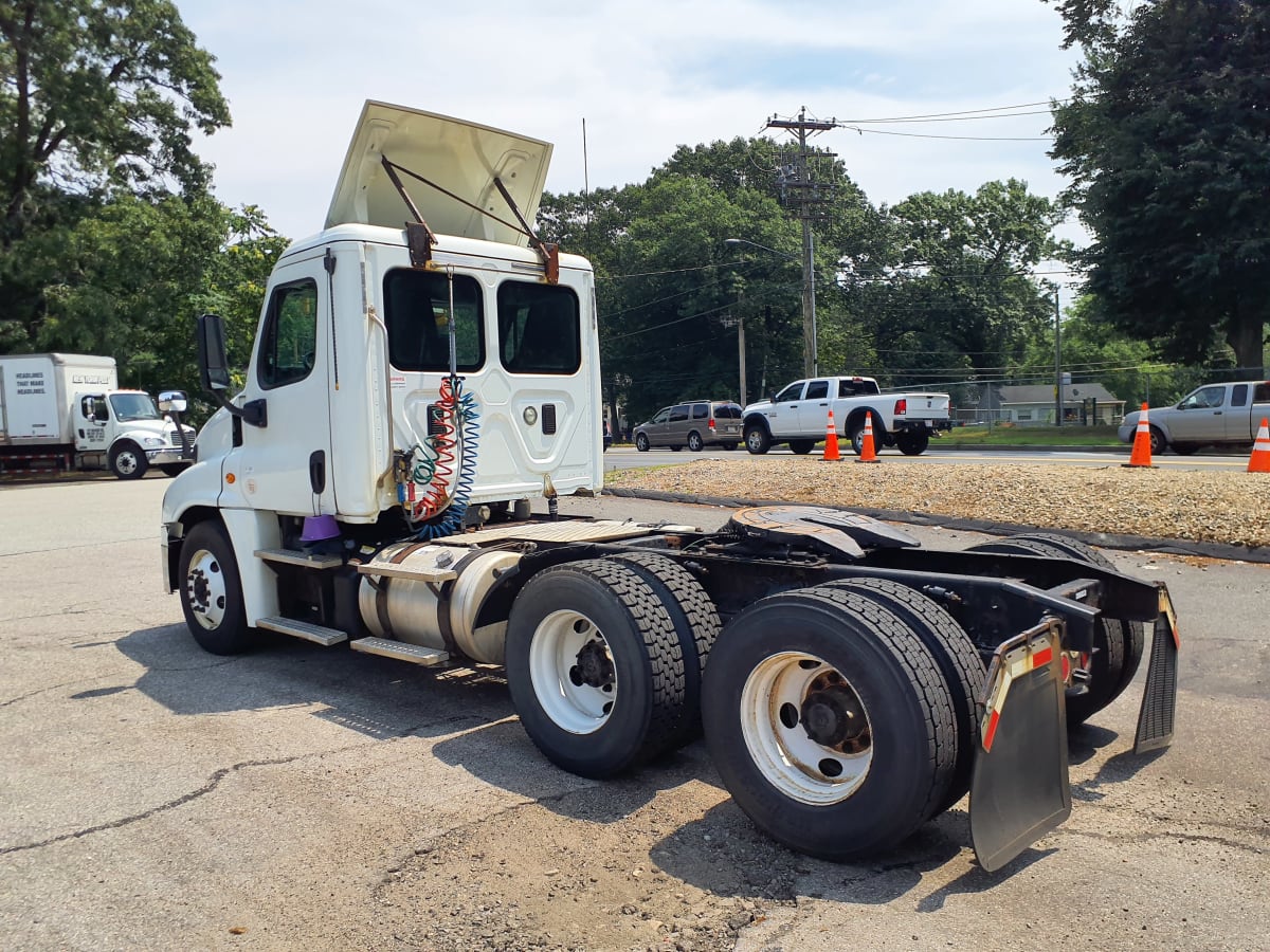 2016 Freightliner/Mercedes CASCADIA 125 652739