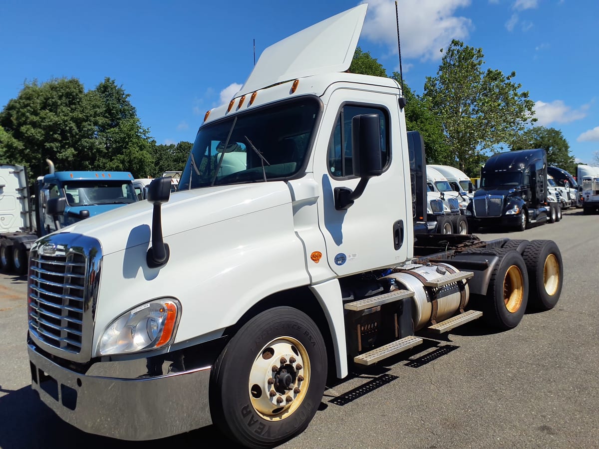 2016 Freightliner/Mercedes CASCADIA 125 652740