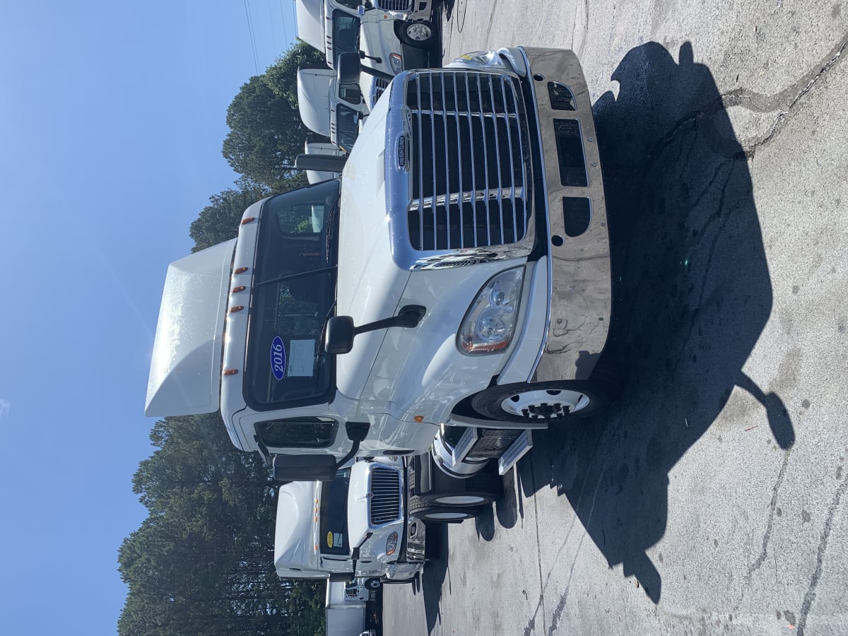 2016 Freightliner/Mercedes CASCADIA 125 652771