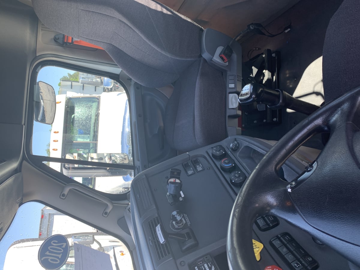 2016 Freightliner/Mercedes CASCADIA 125 652771