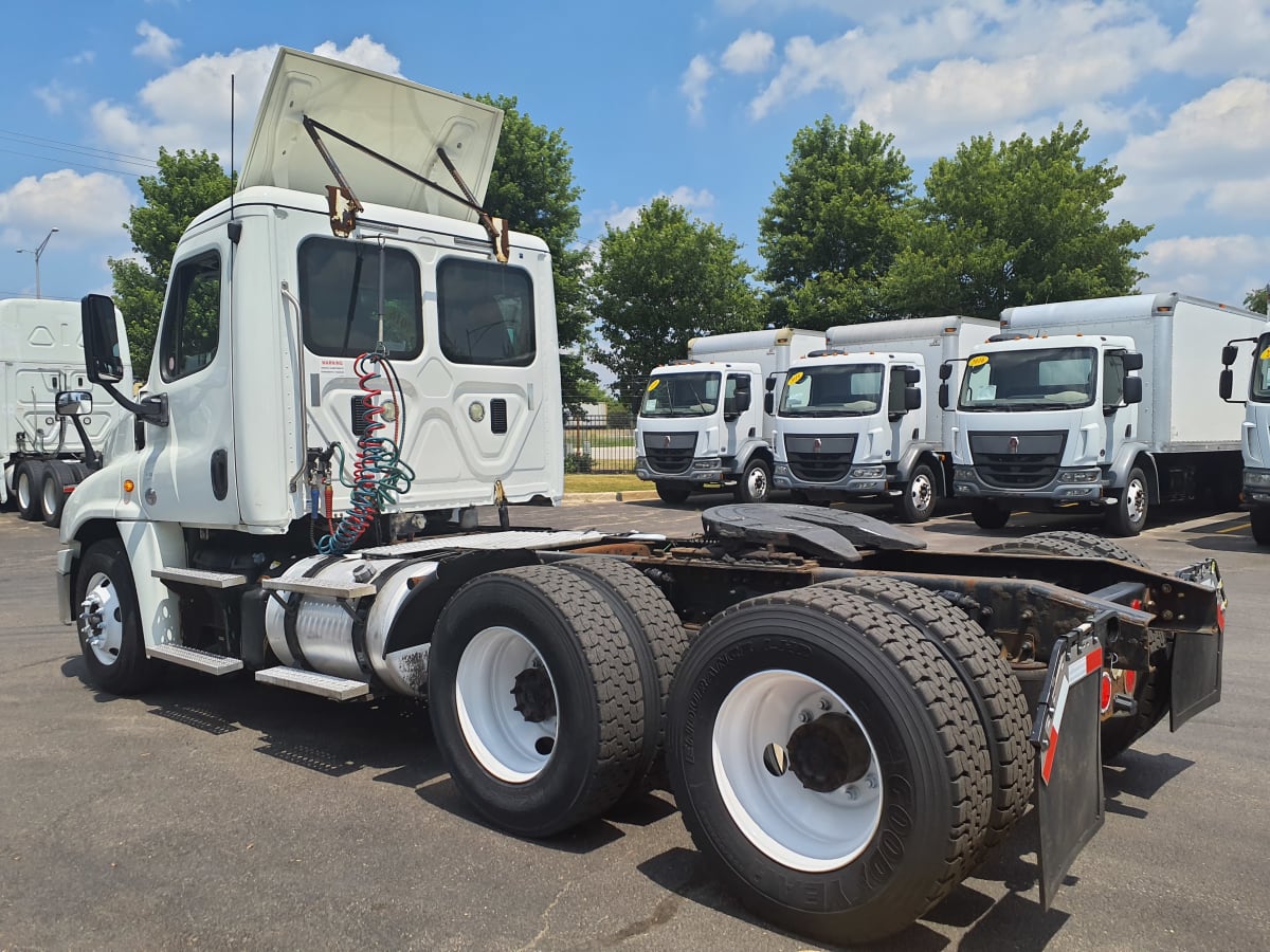 2016 Freightliner/Mercedes CASCADIA 125 652772