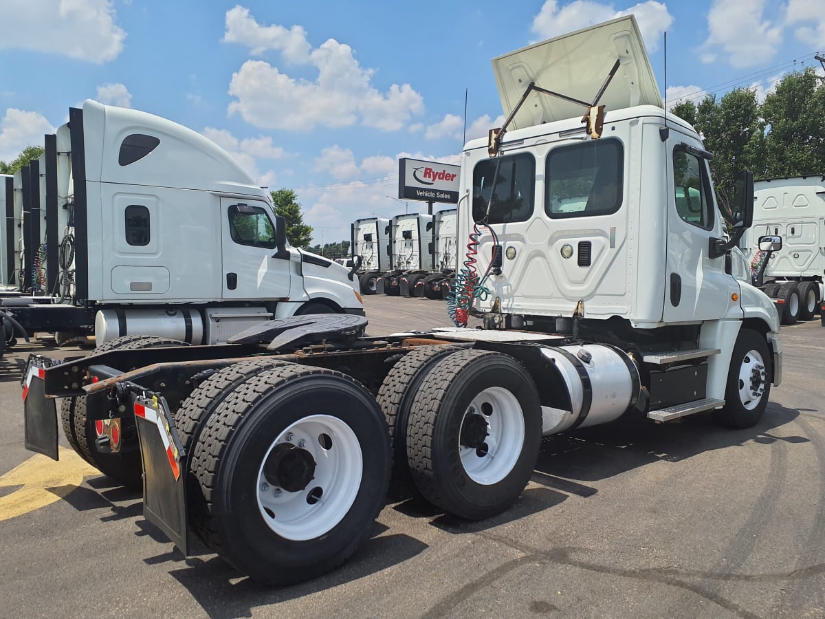 2016 Freightliner/Mercedes CASCADIA 125 652772