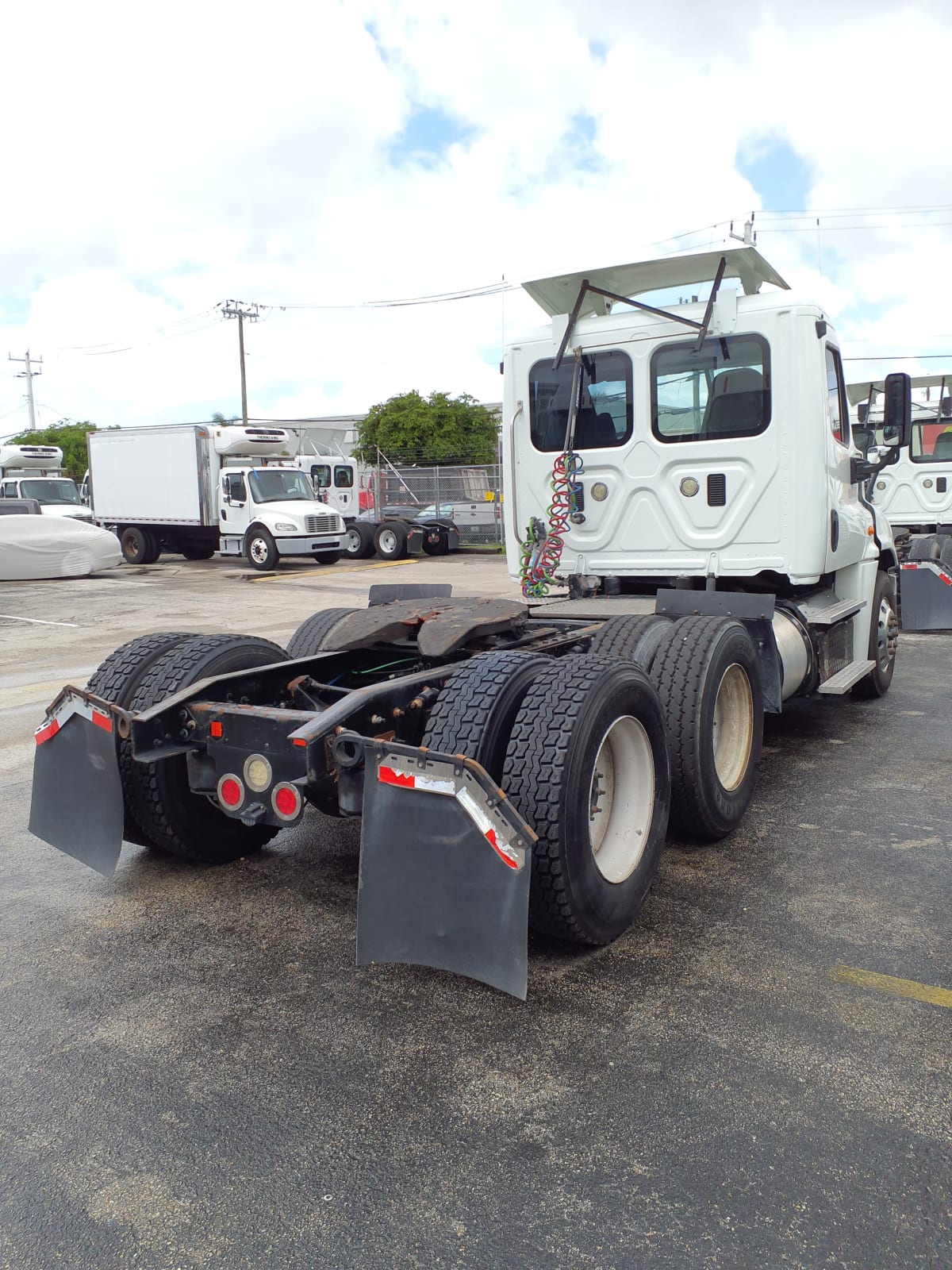 2016 Freightliner/Mercedes CASCADIA 125 652775