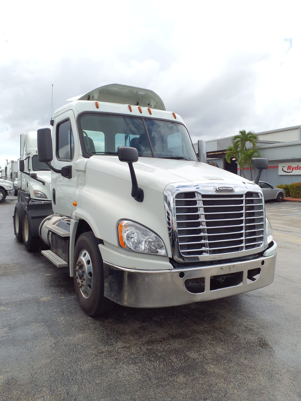 2016 Freightliner/Mercedes CASCADIA 125 652775