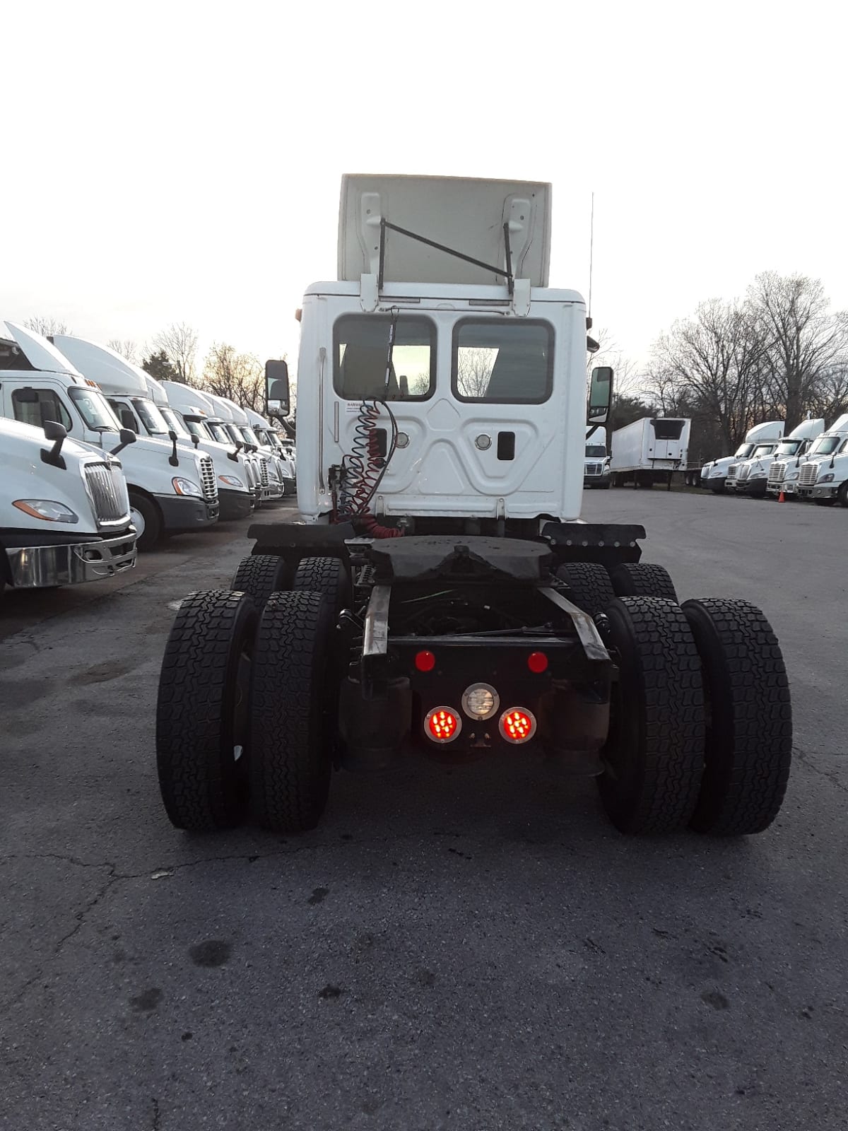 2016 Freightliner/Mercedes CASCADIA 125 652826