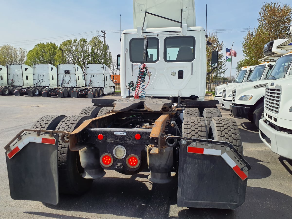 2016 Freightliner/Mercedes CASCADIA 125 652829