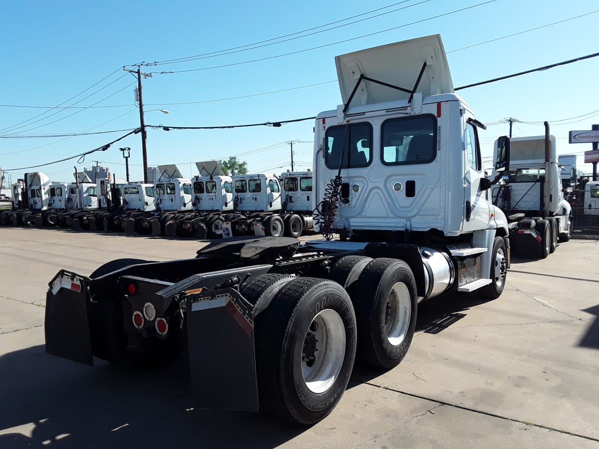 2016 Freightliner/Mercedes CASCADIA 125 652843