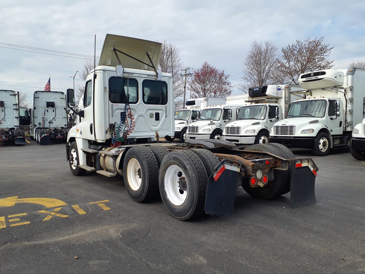 2016 Freightliner/Mercedes CASCADIA 125 652847