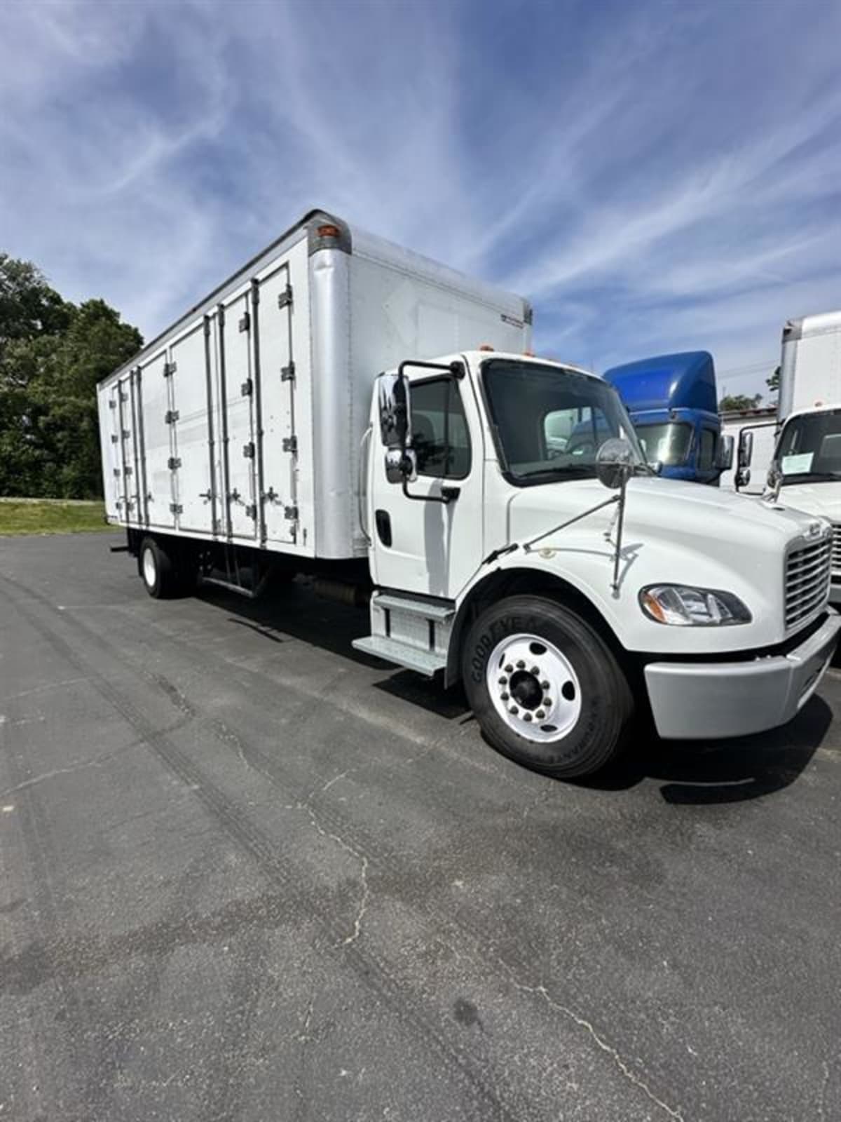 2016 Freightliner/Mercedes M2 106 652886