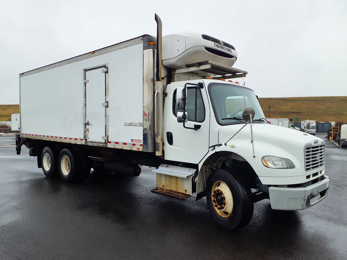 2016 Freightliner/Mercedes M2 106 652900