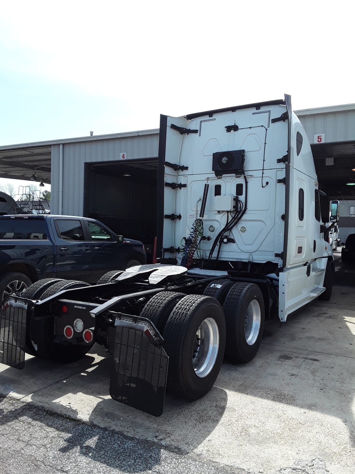 2016 Freightliner/Mercedes CASCADIA 125 652931