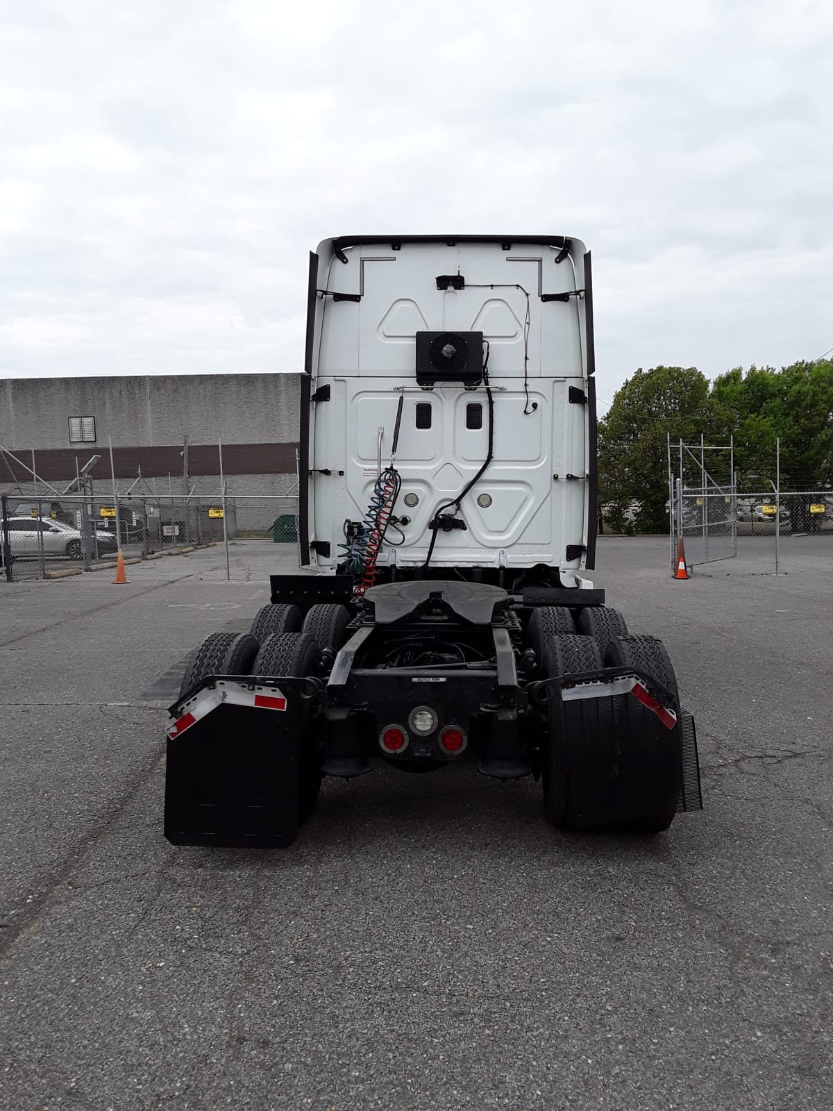 2016 Freightliner/Mercedes CASCADIA 125 652933