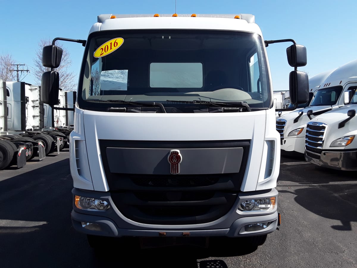 2016 Kenworth Trucks K270 653010