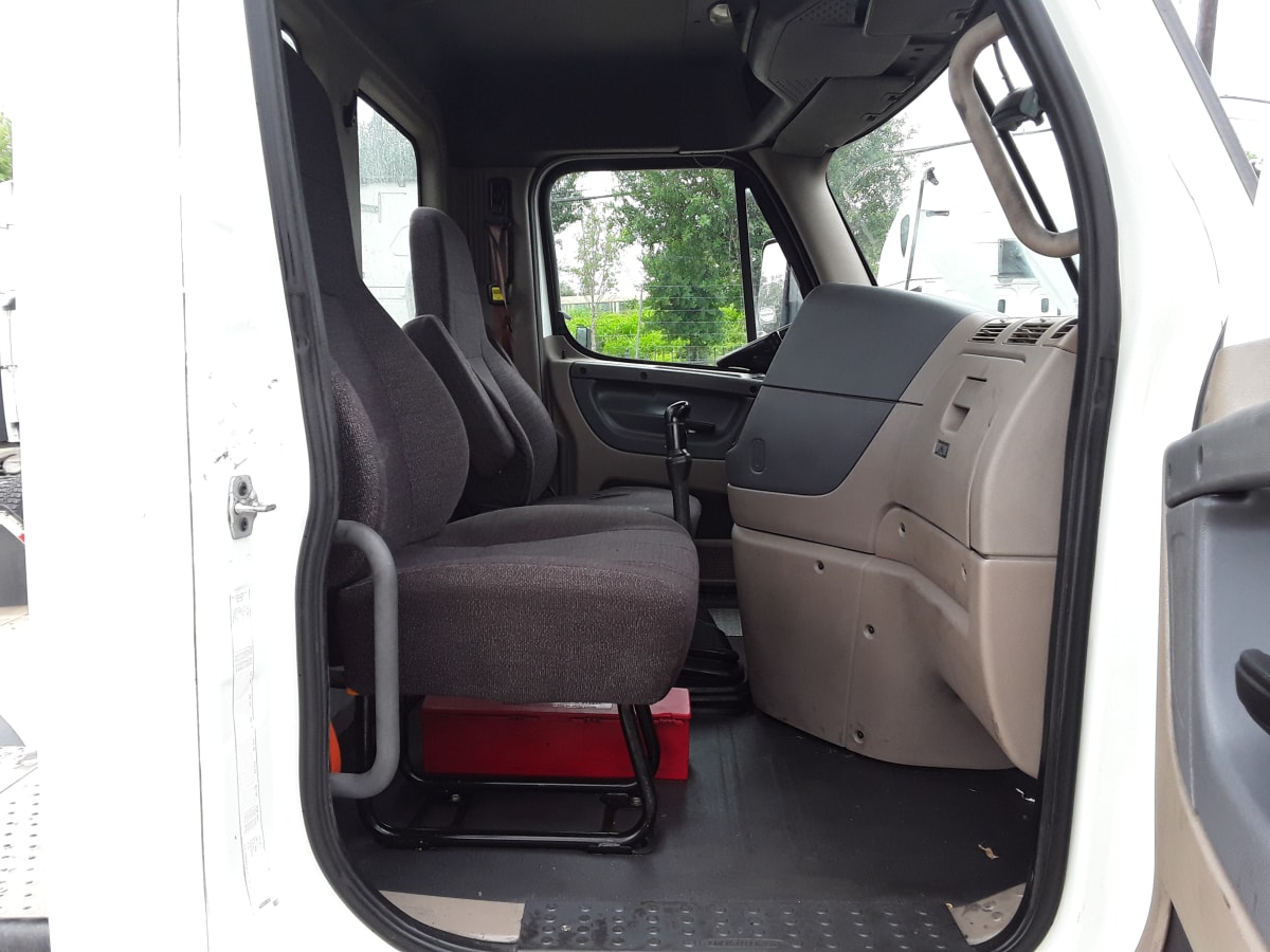 2016 Freightliner/Mercedes CASCADIA 125 653028