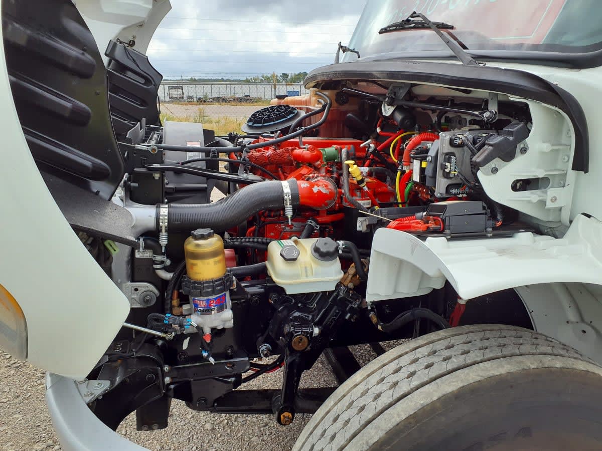 2016 Freightliner/Mercedes M2 106 653071