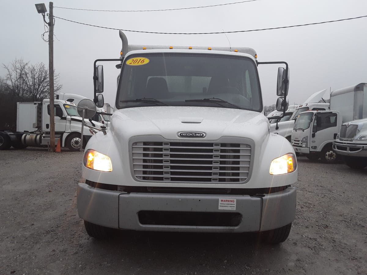 2016 Freightliner/Mercedes M2 106 653075