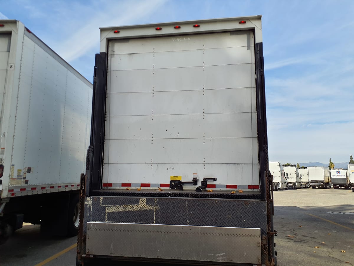 2016 Freightliner/Mercedes M2 106 653094