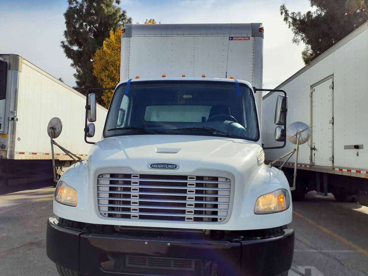 2016 Freightliner/Mercedes M2 106 653094