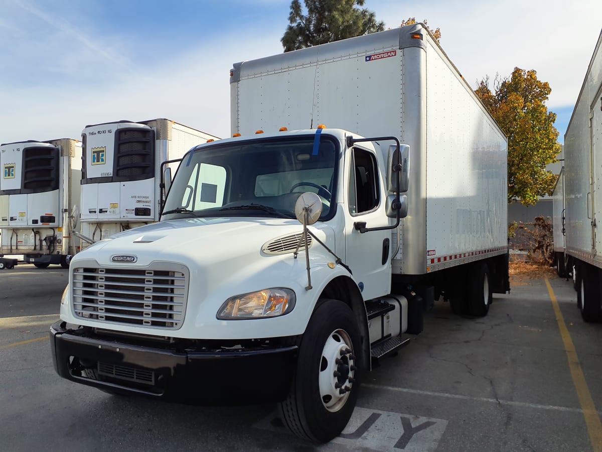 2016 Freightliner/Mercedes M2 106 653094