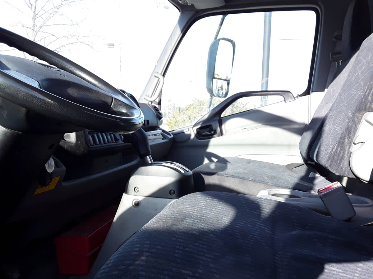 2016 Hino HINO 195 653127