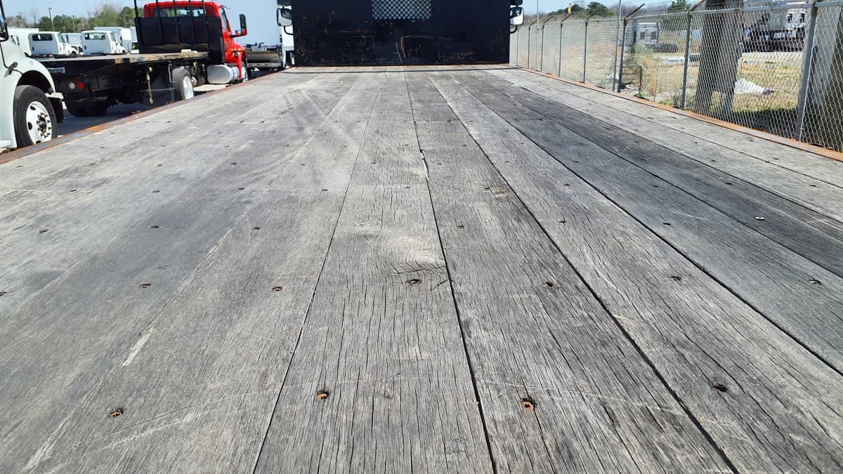 2016 Freightliner/Mercedes M2 106 653536