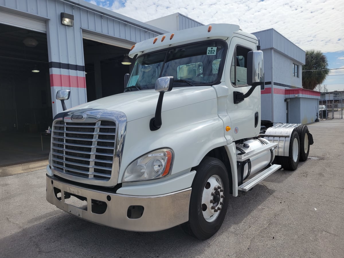 2016 Freightliner/Mercedes CASCADIA 125 653744