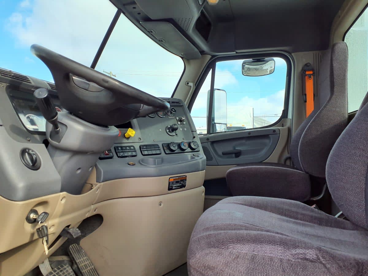 2016 Freightliner/Mercedes CASCADIA 125 653748