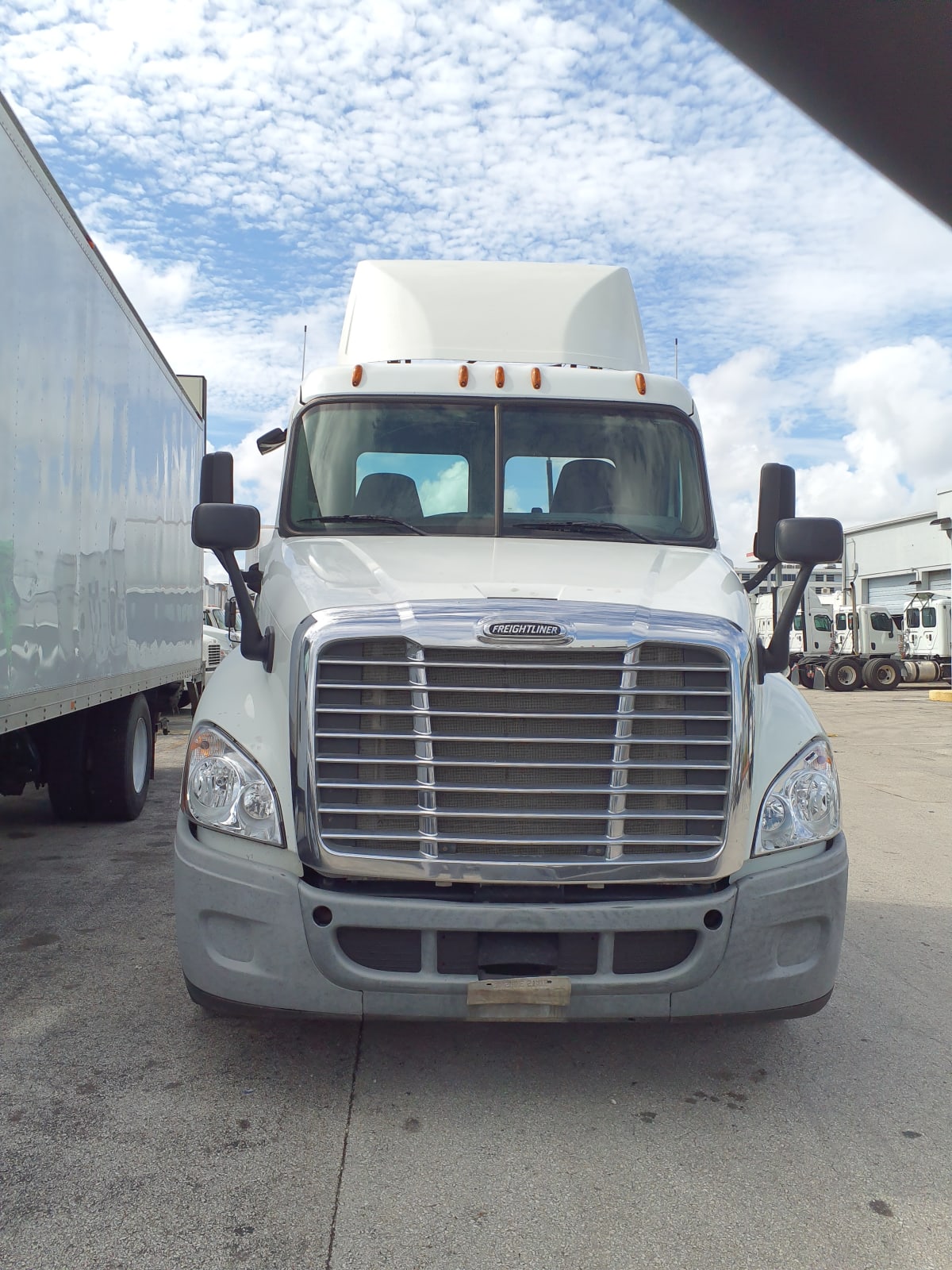 2016 Freightliner/Mercedes CASCADIA 125 653799