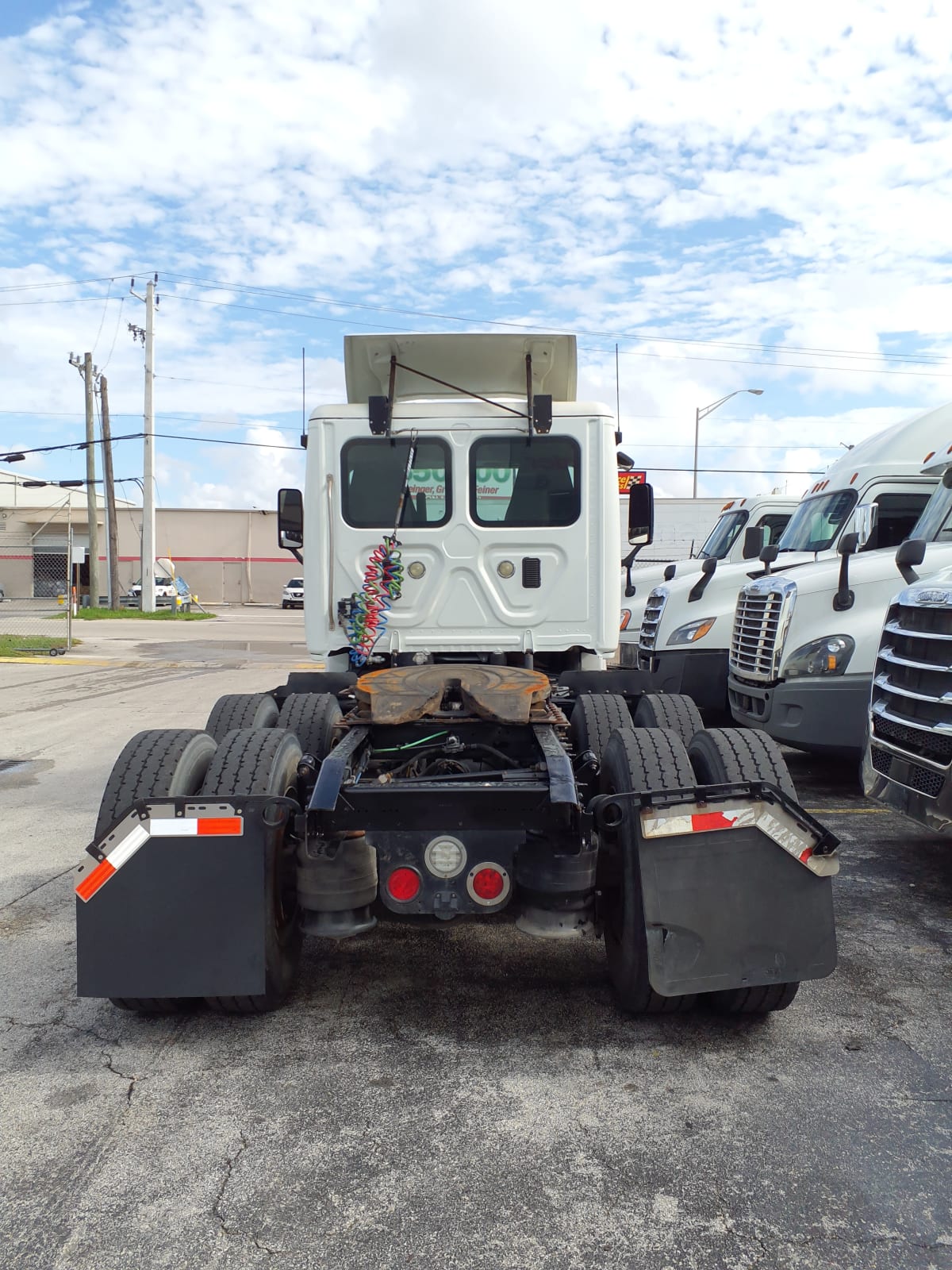 2016 Freightliner/Mercedes CASCADIA 125 653800