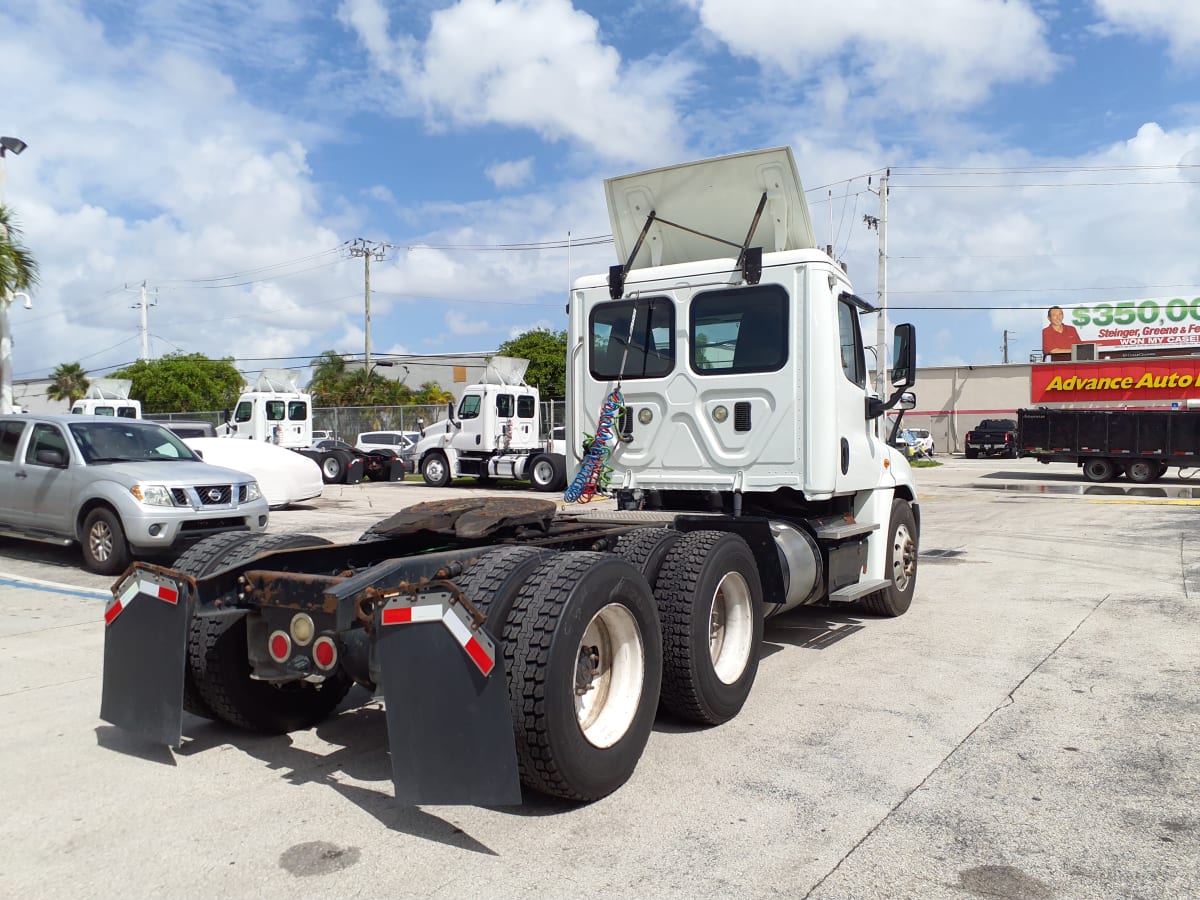 2016 Freightliner/Mercedes CASCADIA 125 653802