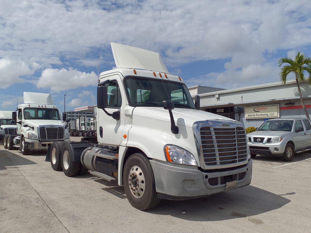 2016 Freightliner/Mercedes CASCADIA 125 653802