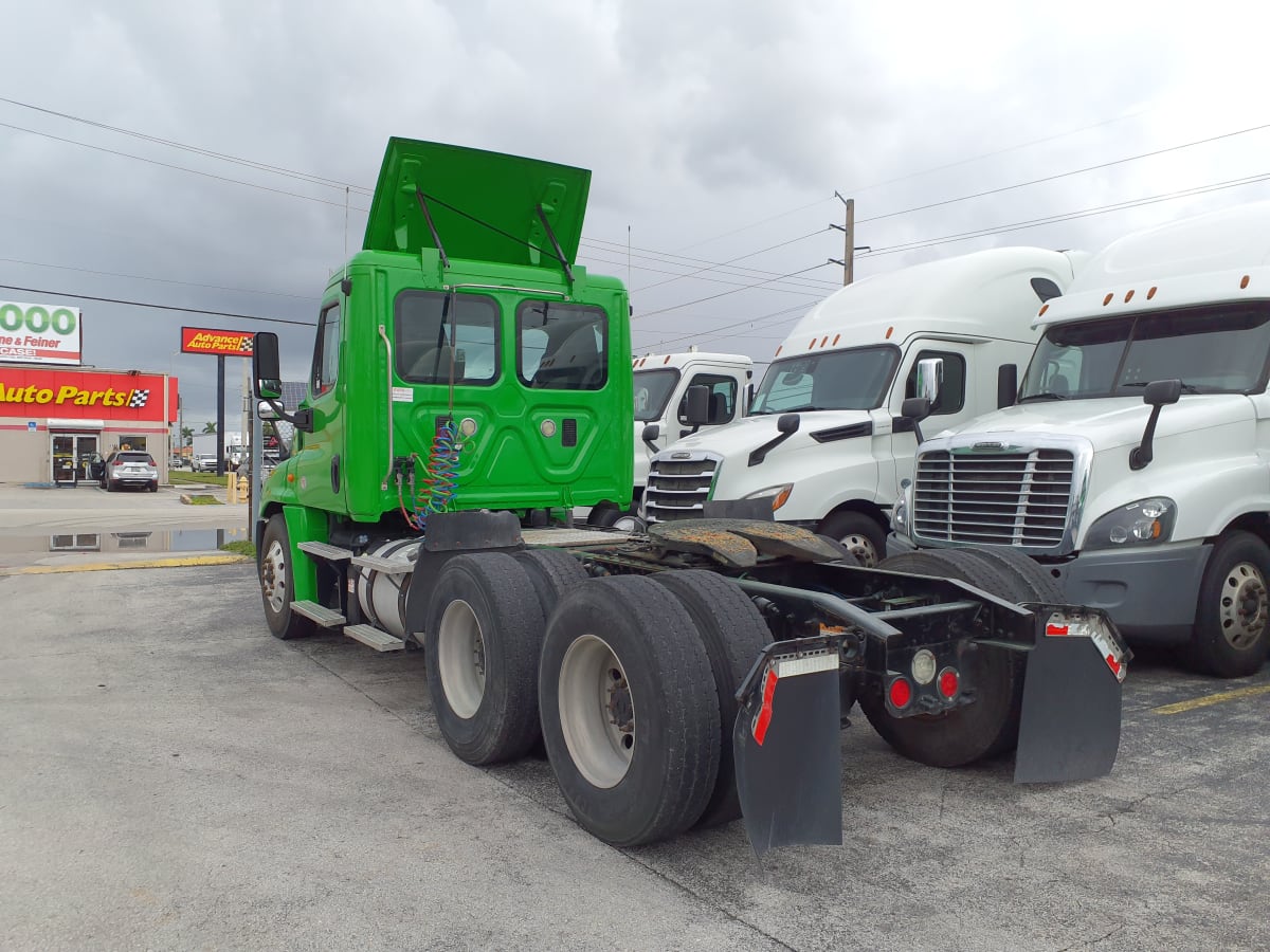 2016 Freightliner/Mercedes CASCADIA 125 653804