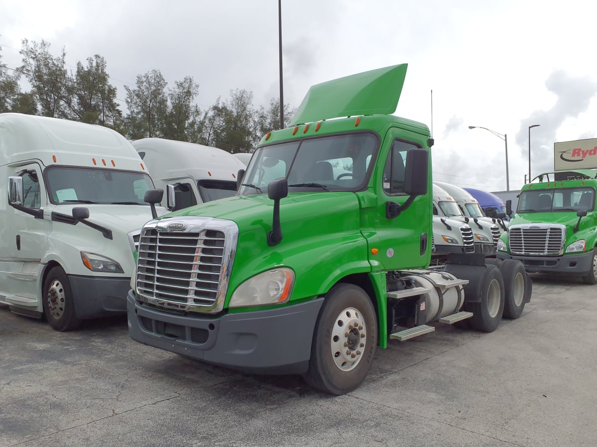 2016 Freightliner/Mercedes CASCADIA 125 653804