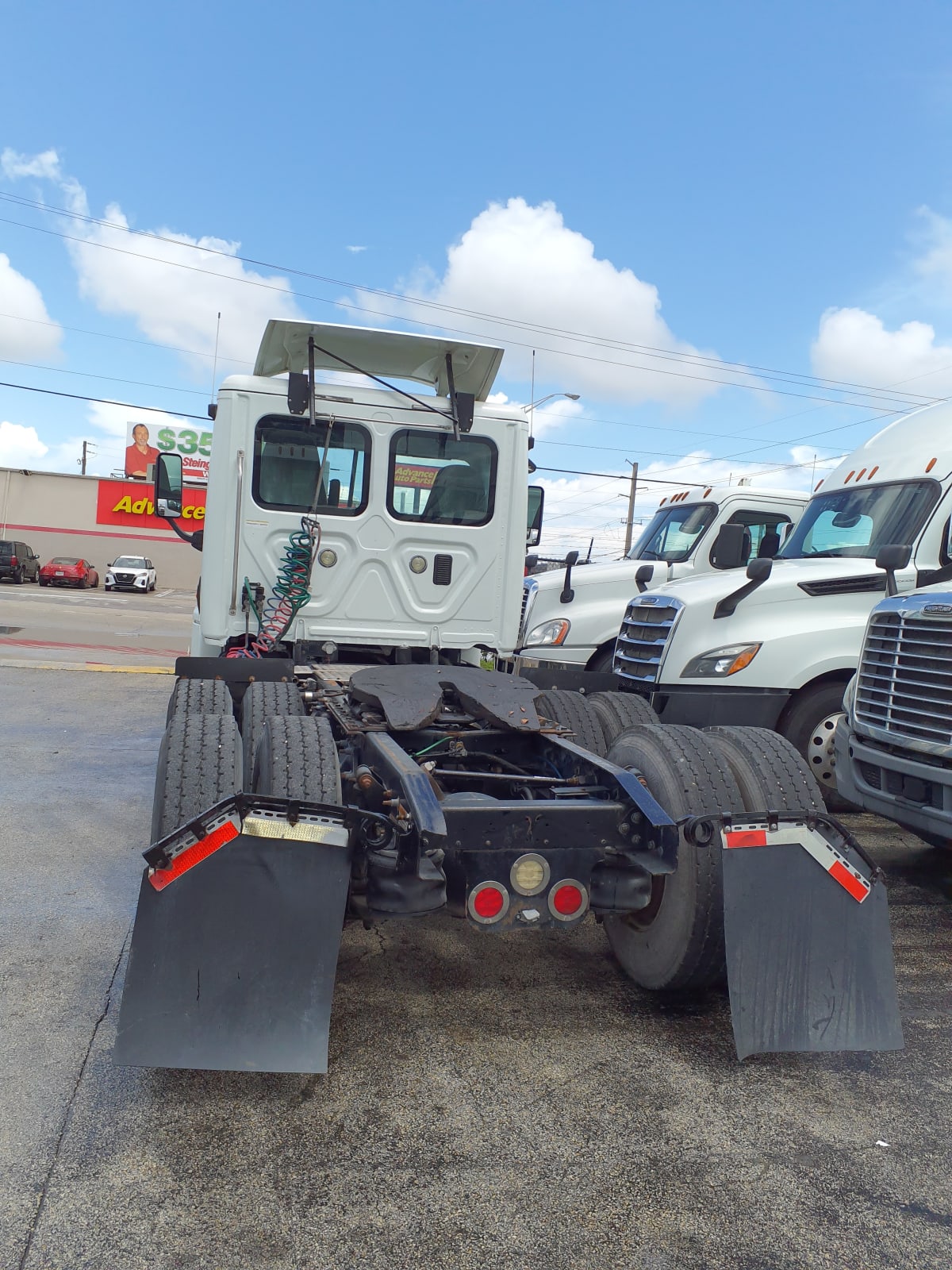 2016 Freightliner/Mercedes CASCADIA 125 653805