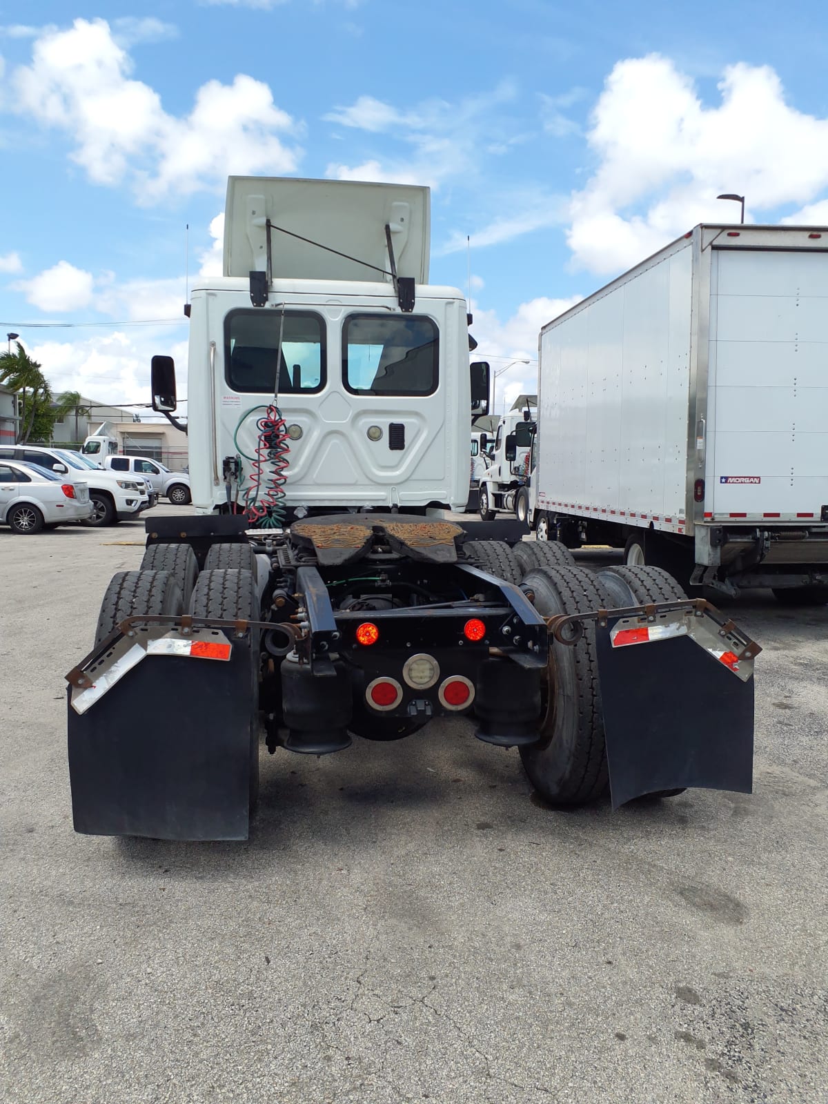 2016 Freightliner/Mercedes CASCADIA 125 653809