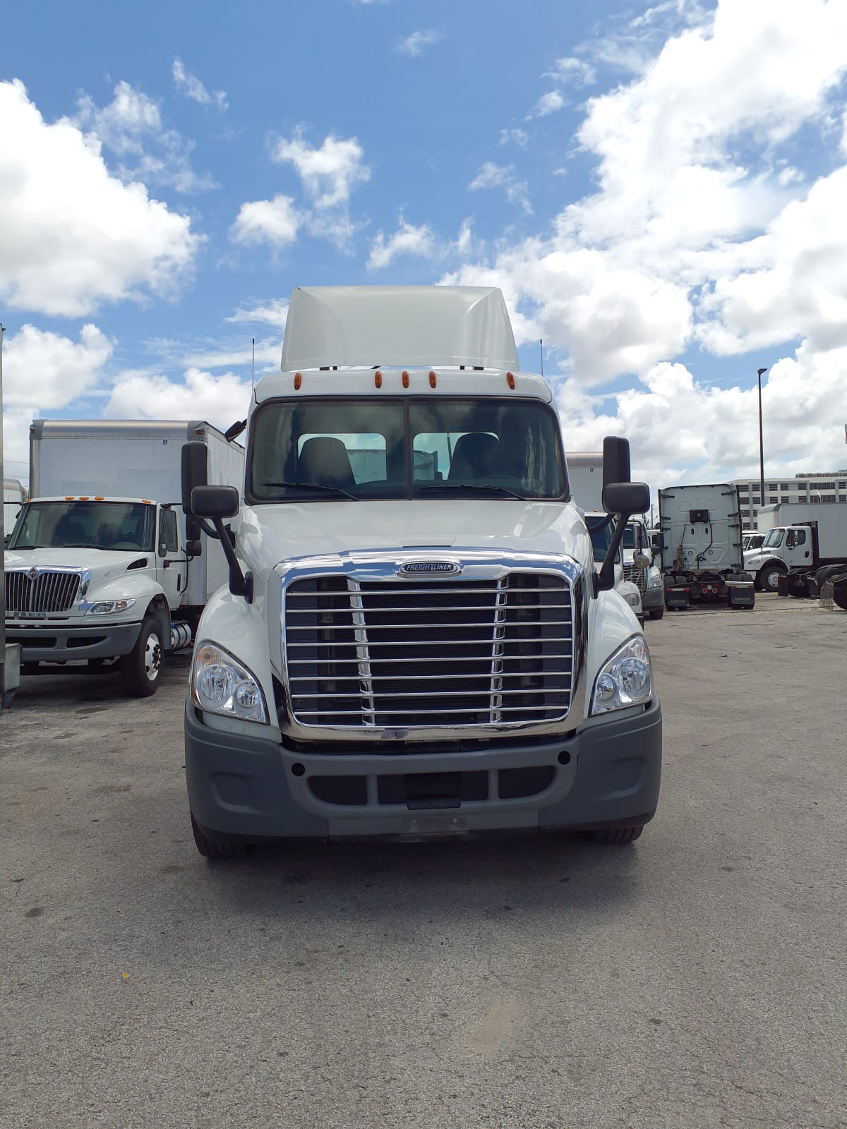 2016 Freightliner/Mercedes CASCADIA 125 653809