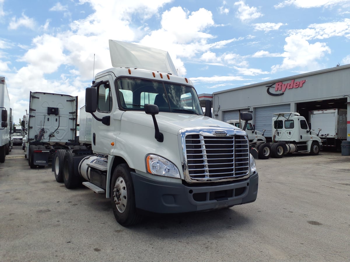 2016 Freightliner/Mercedes CASCADIA 125 653809