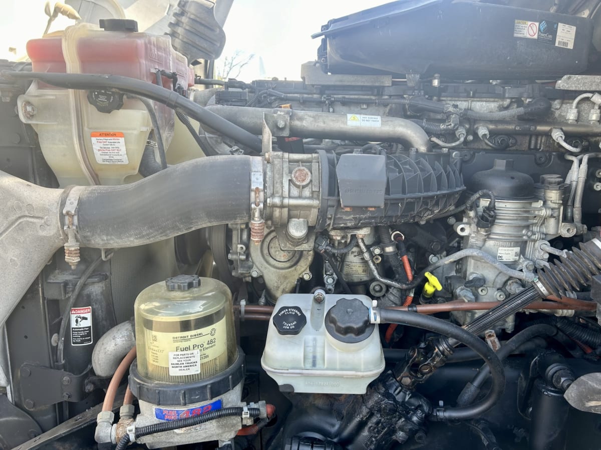 2016 Freightliner/Mercedes CASCADIA 125 653950