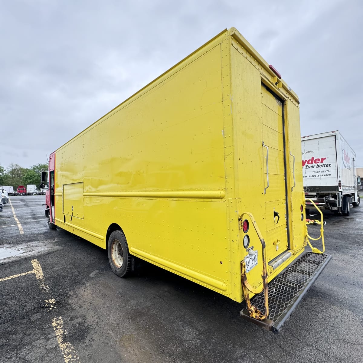 2016 Frtlr Custom Chassis Corp MT55 654006