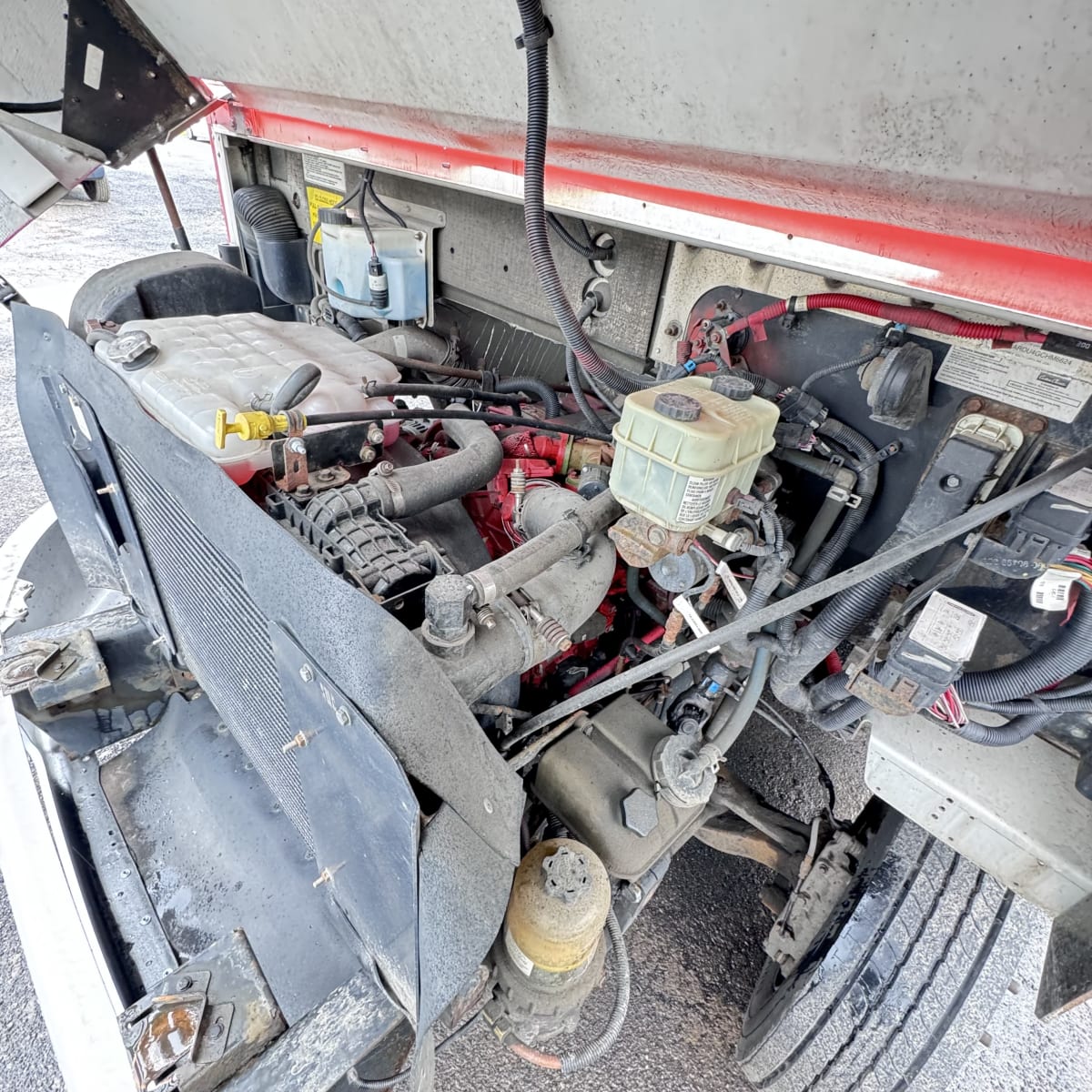 2016 Frtlr Custom Chassis Corp MT55 654006