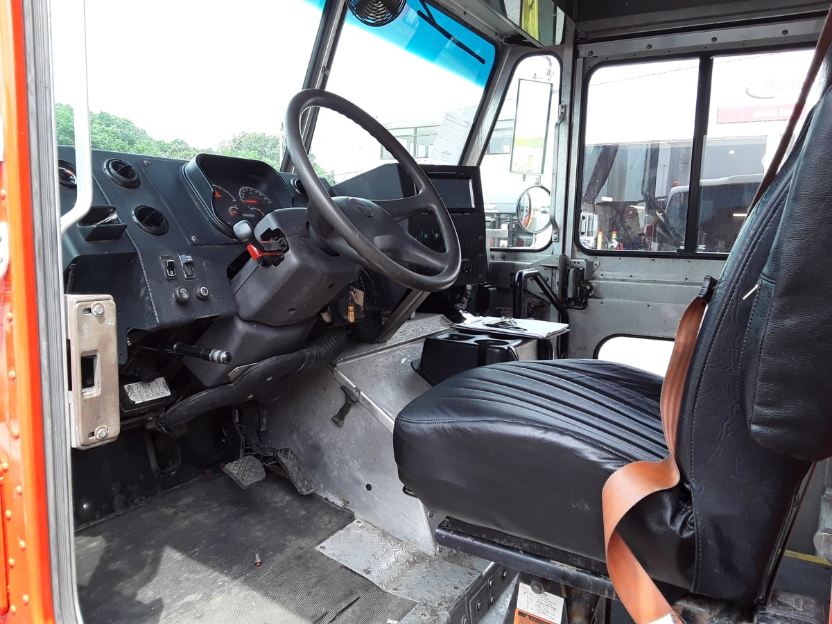 2016 Frtlr Custom Chassis Corp MT55 654036