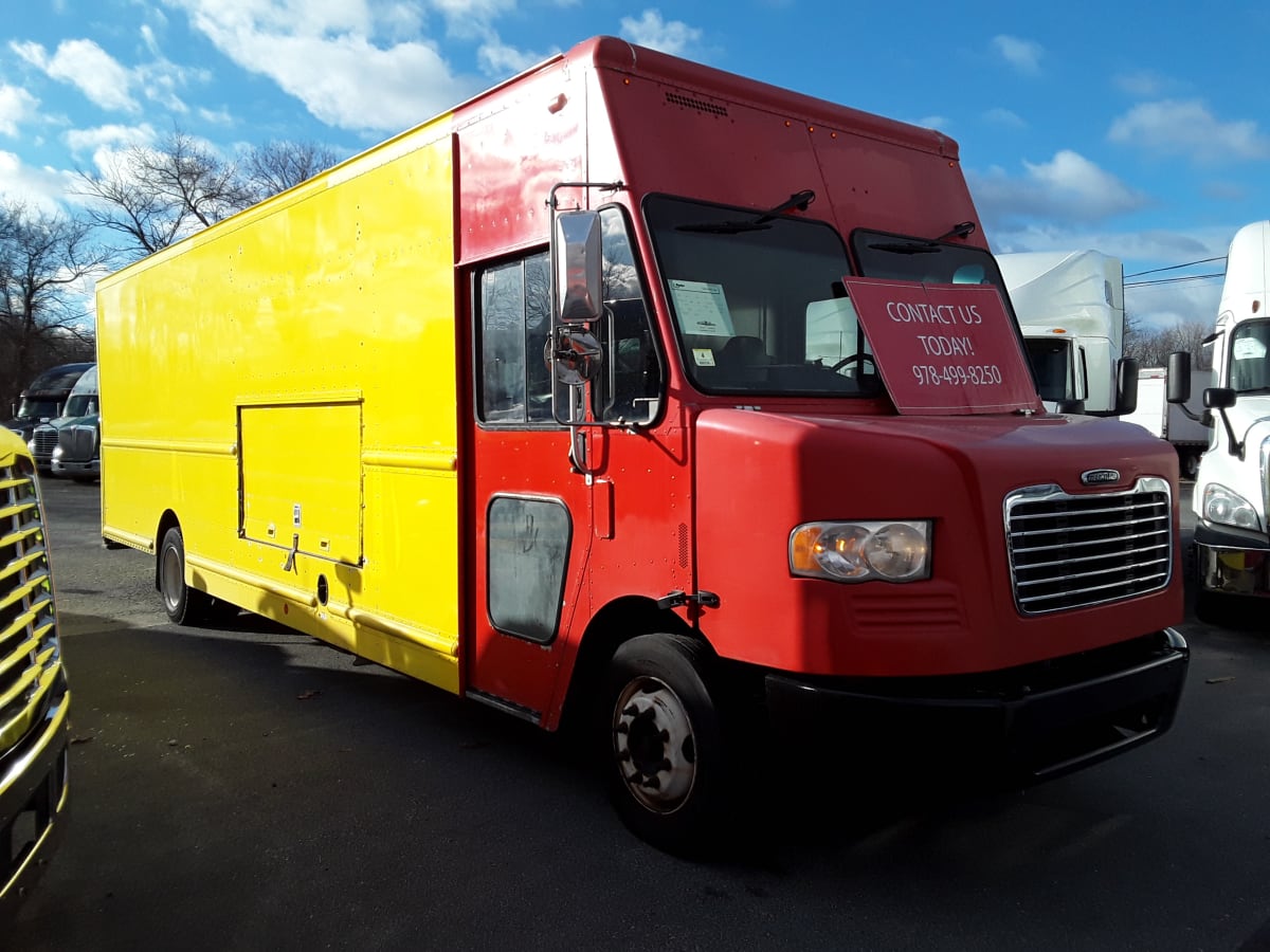 2016 Frtlr Custom Chassis Corp MT55 654328