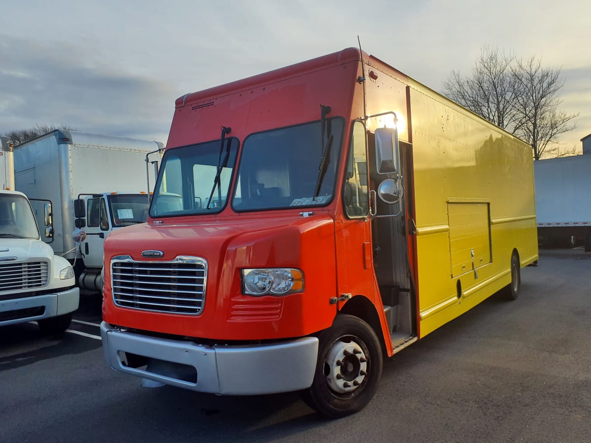 2016 Frtlr Custom Chassis Corp MT55 654330