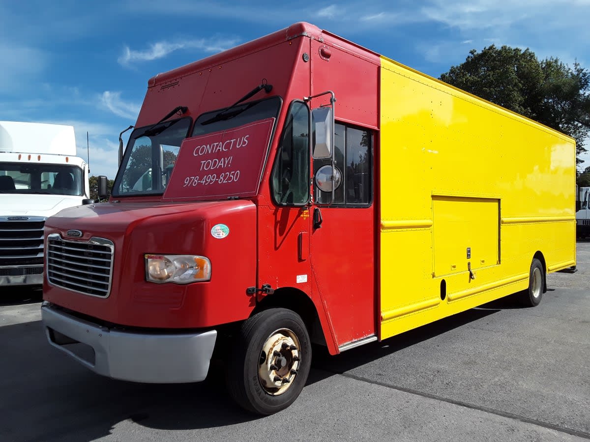 2016 Frtlr Custom Chassis Corp MT55 654346