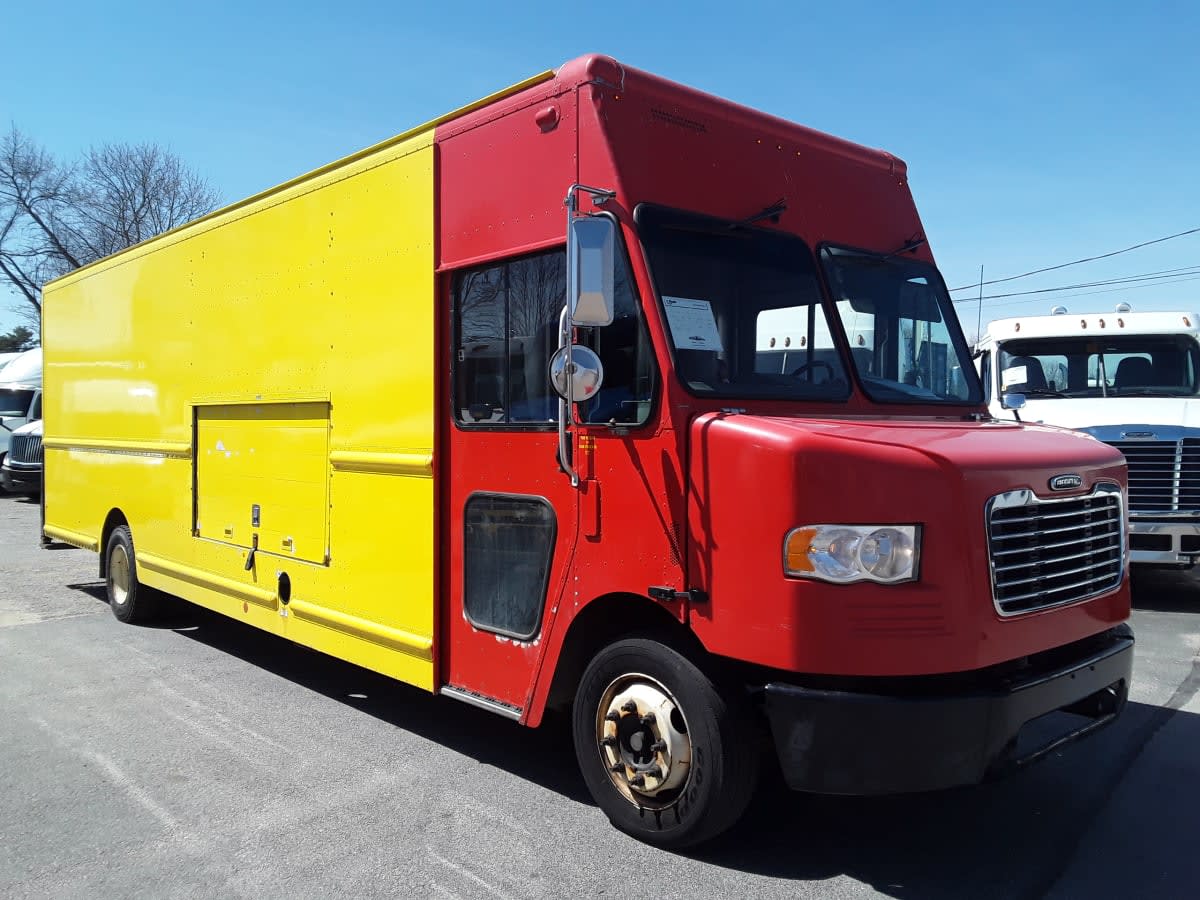 2016 Frtlr Custom Chassis Corp MT55 654348