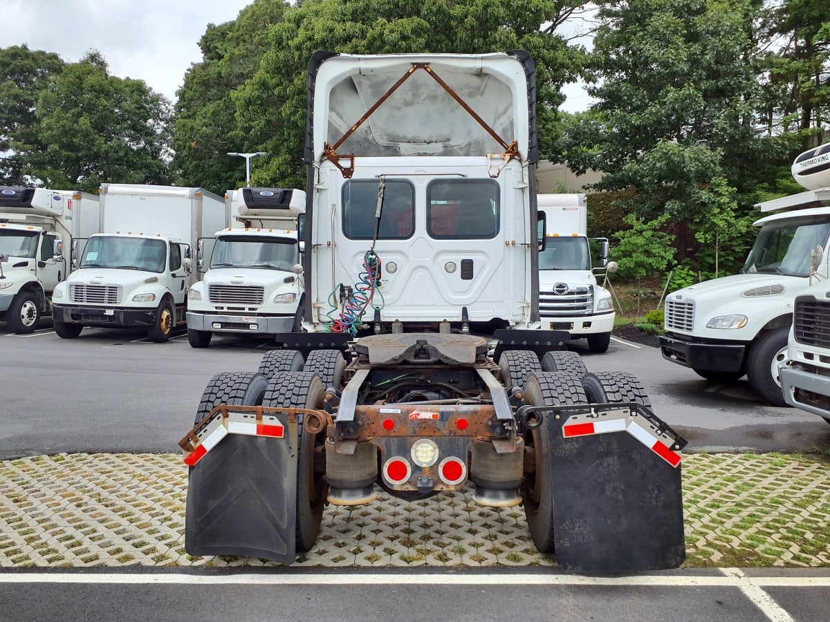 2016 Freightliner - image 5