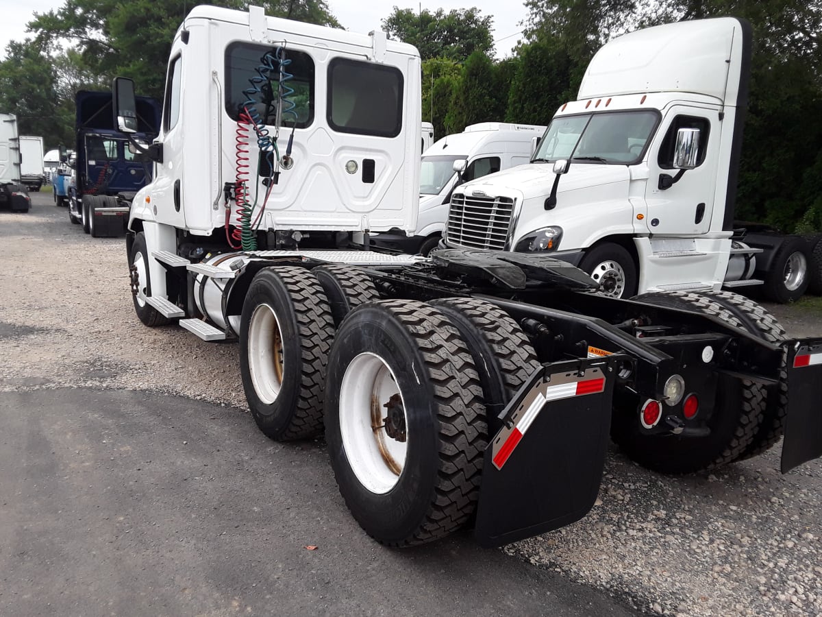 2016 Freightliner/Mercedes CASCADIA 125 654667