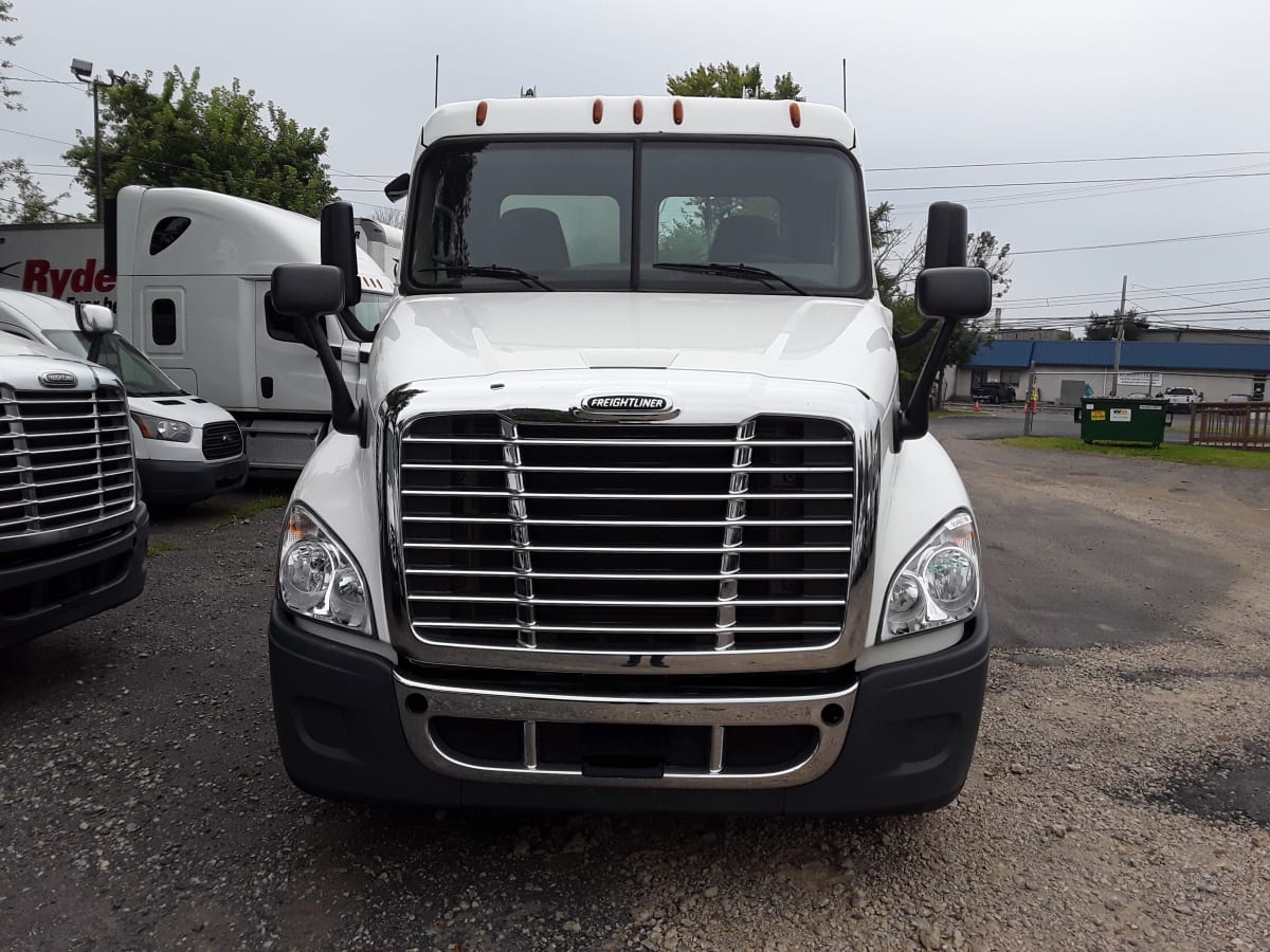 2016 Freightliner/Mercedes CASCADIA 125 654667