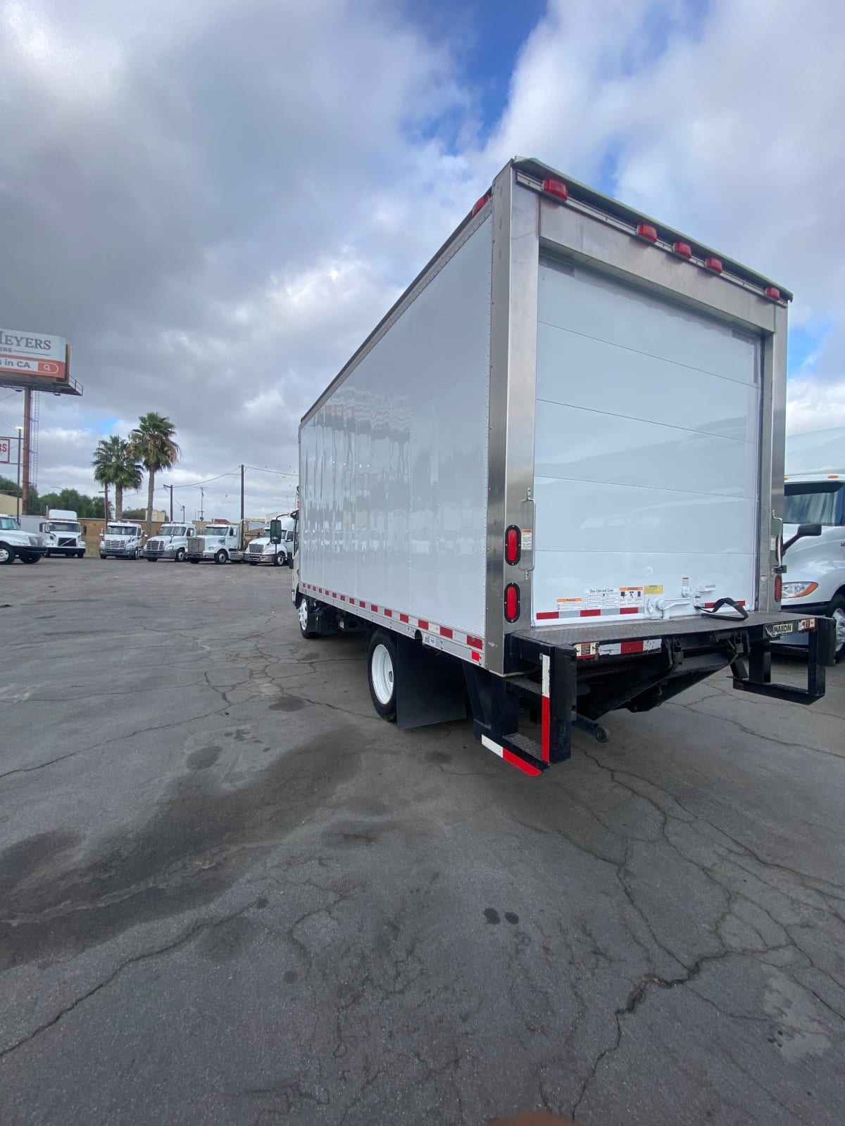 2016 Isuzu NPR 654684